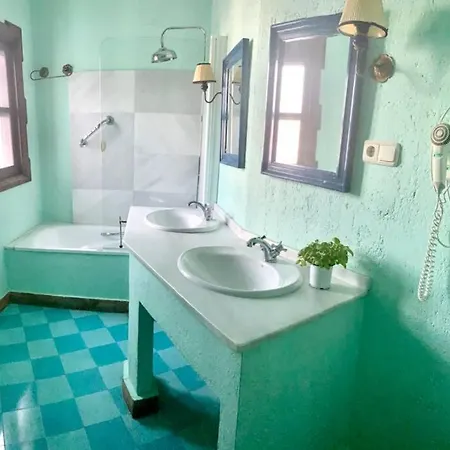 Un Autentico Oasis Rodeado De Historia Villa *
